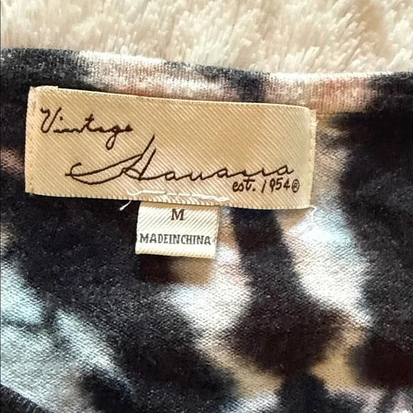 Vintage Havana Black and Cream Tie-Dye Sweater - Picture 2 of 6